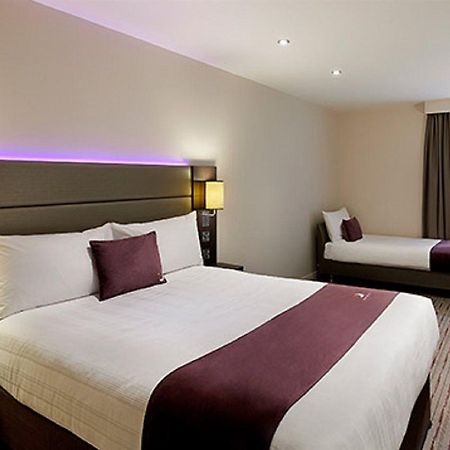 Premier Inn Poole North Экстерьер фото