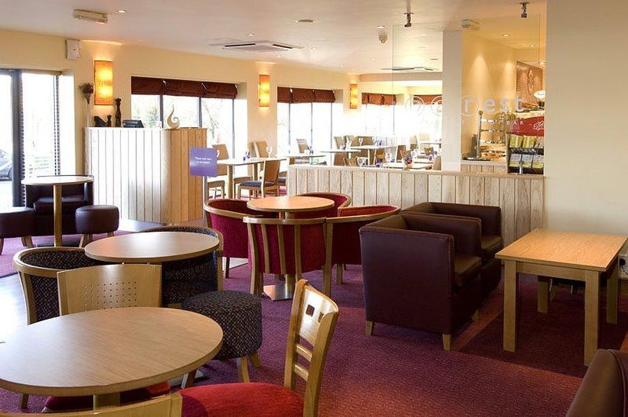 Premier Inn Poole North Экстерьер фото